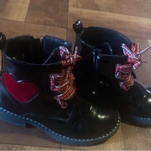 Tahari Black Patent Kids Boots with Red Heart and Multicolor Laces